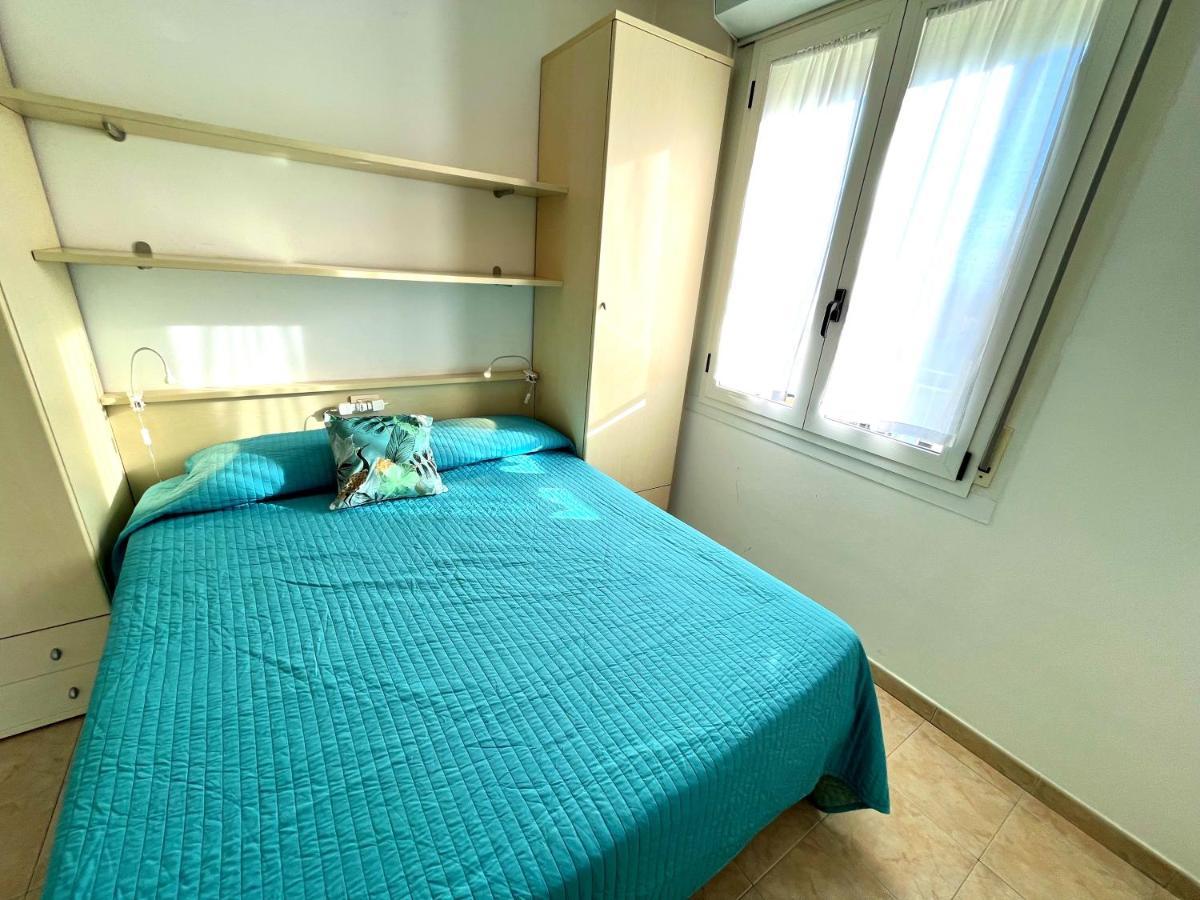 Residence Frontemare Римини Екстериор снимка